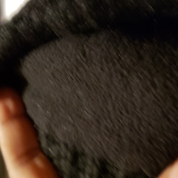 Surell Knit hat - Picture 6 of 7